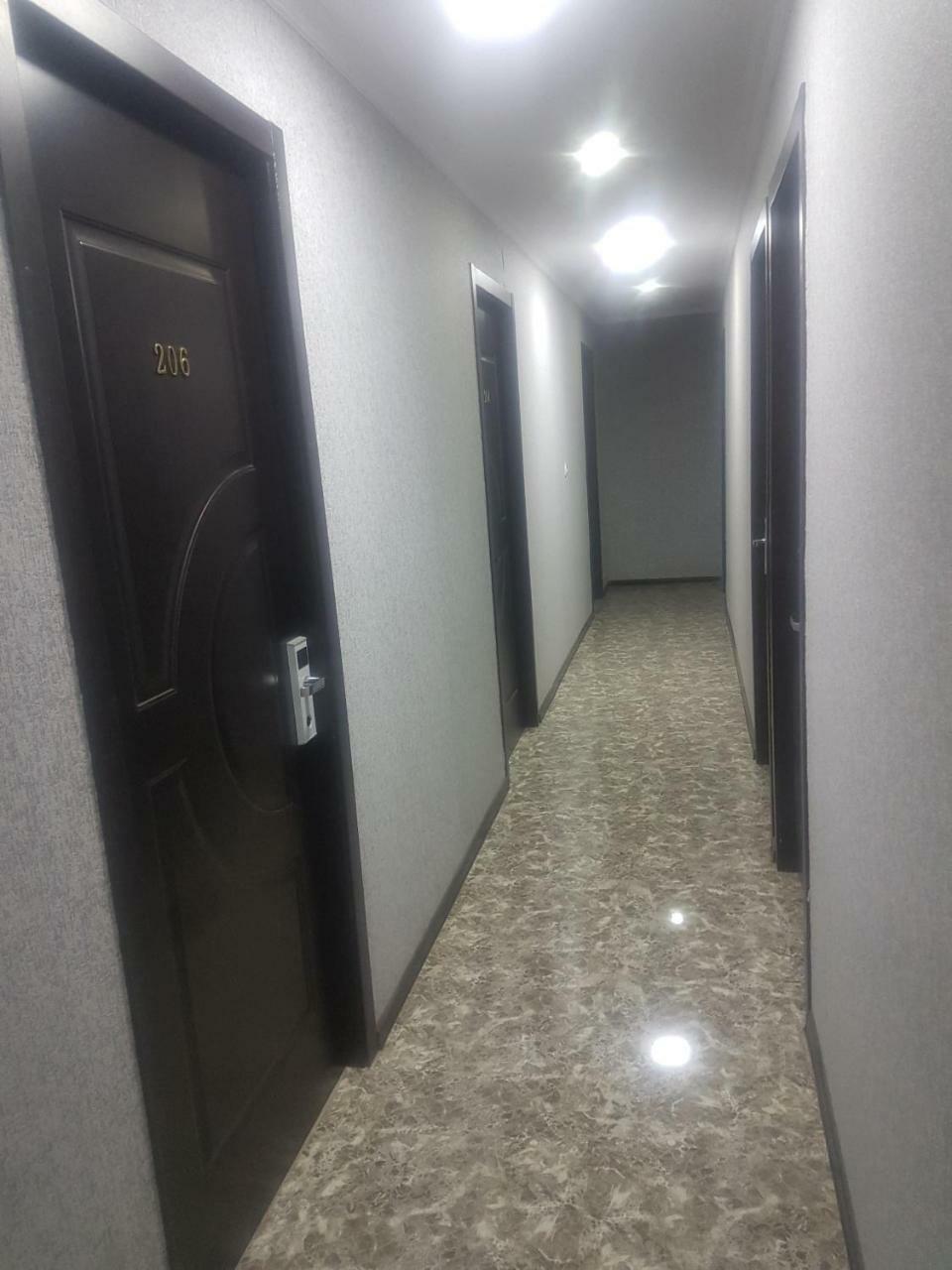 Hotel LEADER Tbilisi Exterior foto